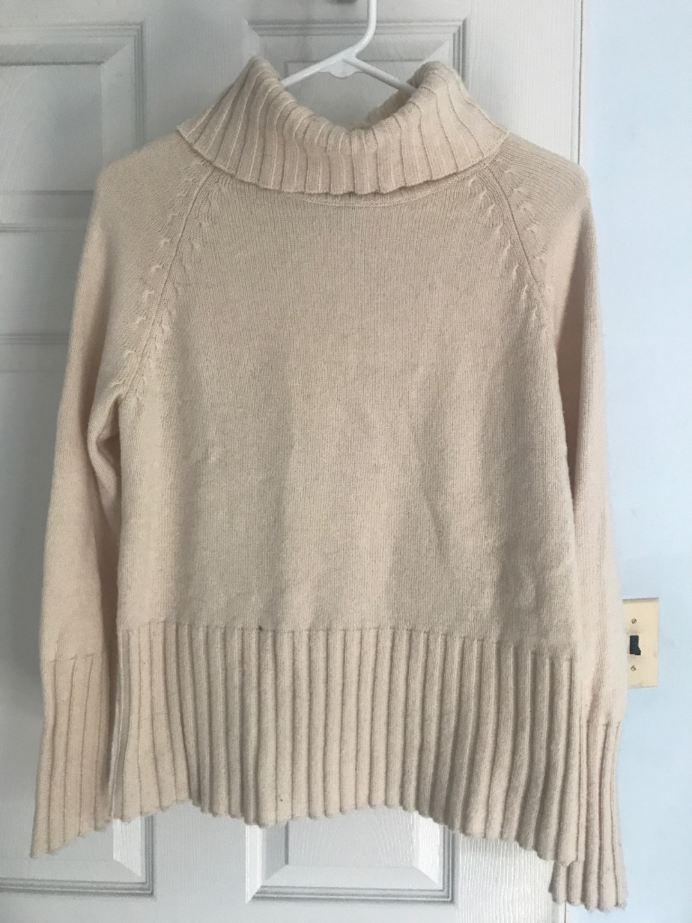 Vintage Ann Taylor Cream Wool Turtleneck Sweater